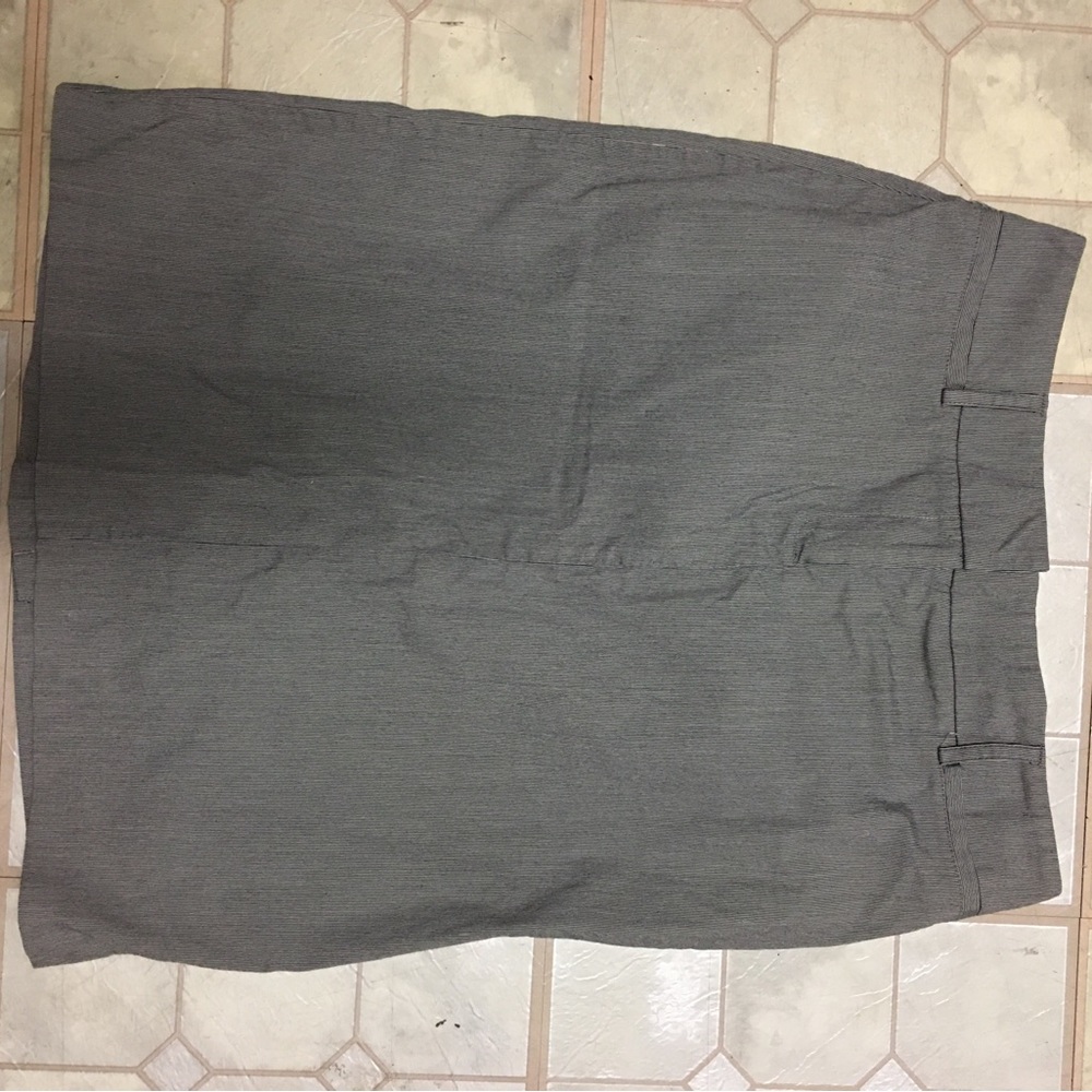 Grey skirt New York and Company.